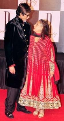 Amitabh Bachchan and Jaya Bhaduri Bachchan (Amitabh Bachchan/Facebook) Amitabh Bachchan and Jaya Bhaduri Bachchan (Amitabh Bachchan/Facebook)