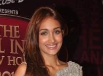 actress-jiya-khan