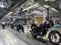 newly-built-motorbikes-are-seen-at-the-bajaj-auto-ltd-plant-in-pune-about-130-km-82-miles-from-mumbai-august-9-2007