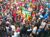 thousands-gorkhaland-supporters-poured-out-on-the-streets-of-darjeeling