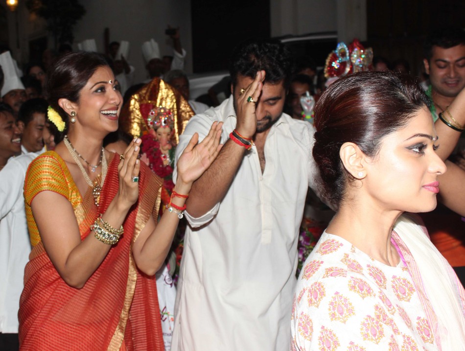 Shilpa Shetty during Ganpati Visarjan Shilpa Shetty