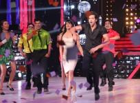 priyanka-and-hrithik-sizzle-to-krrish-3-track-photo-varinder-chawla