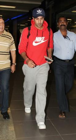 Ranbir Kapoor at airport Ranbir Kapoor