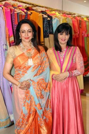 Hema Malini at Neeta Lulla's Flagship store Hema Malini, Neeta Lulla