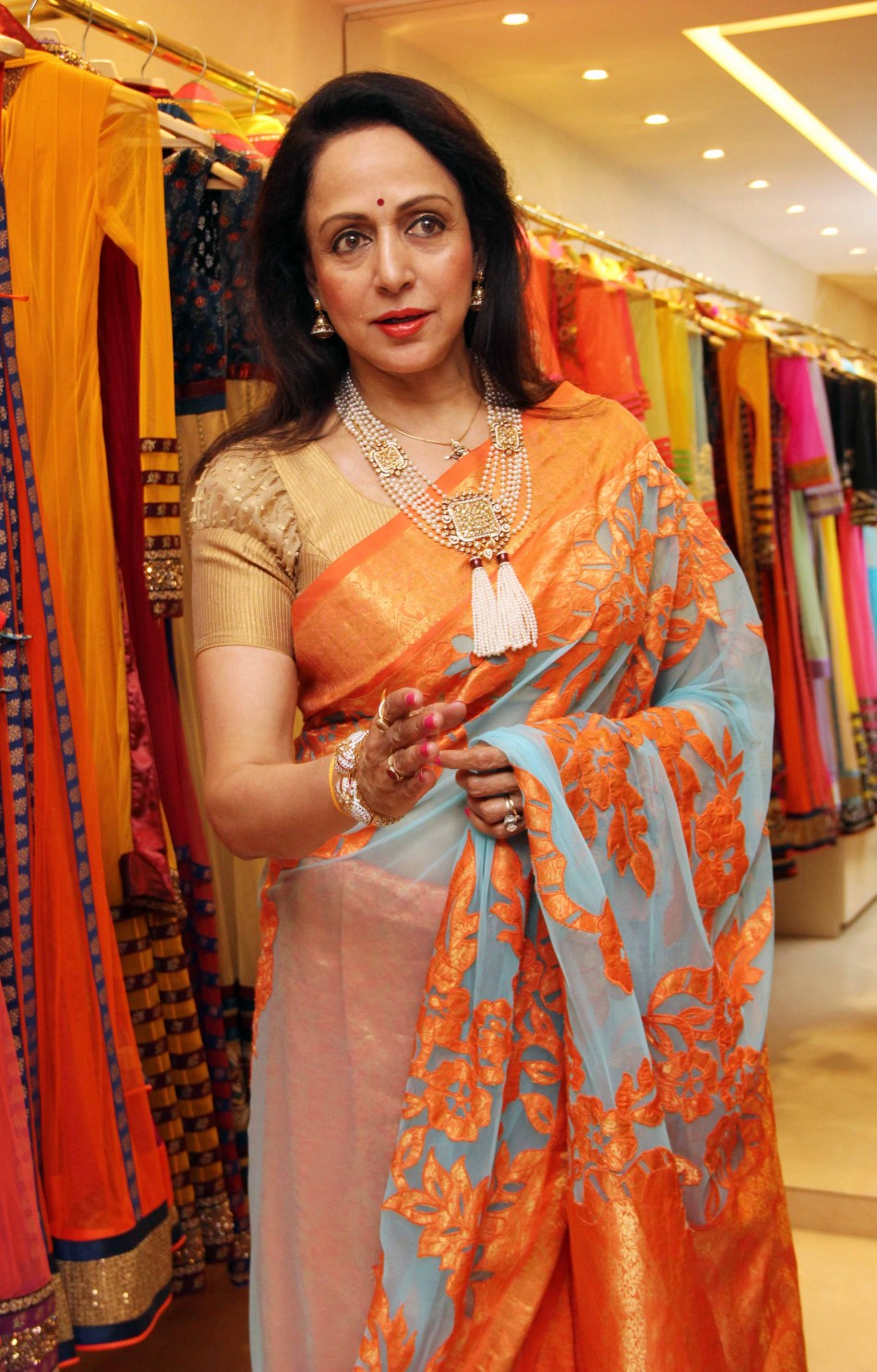 Hema Malini at Neeta Lulla's Flagship store Hema Malini