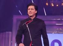 shah-rukh-khan-walks-the-ramp-varinder-chawla
