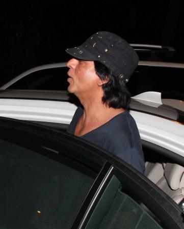 Shah Rukh Khan spotted in Bandra Shah Rukh Khan
