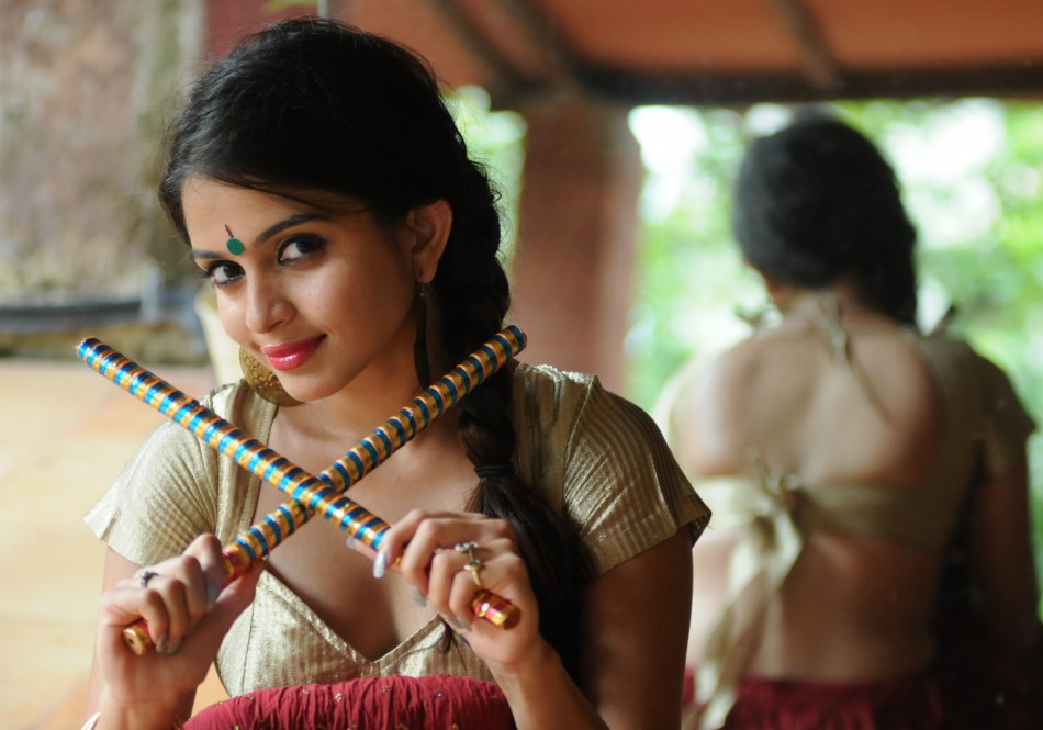 Sheena Shahabadi poses for Navratri Sheena Shahabadi