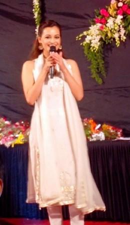 Dia Mirza at Navratri celebration Dia Mirza