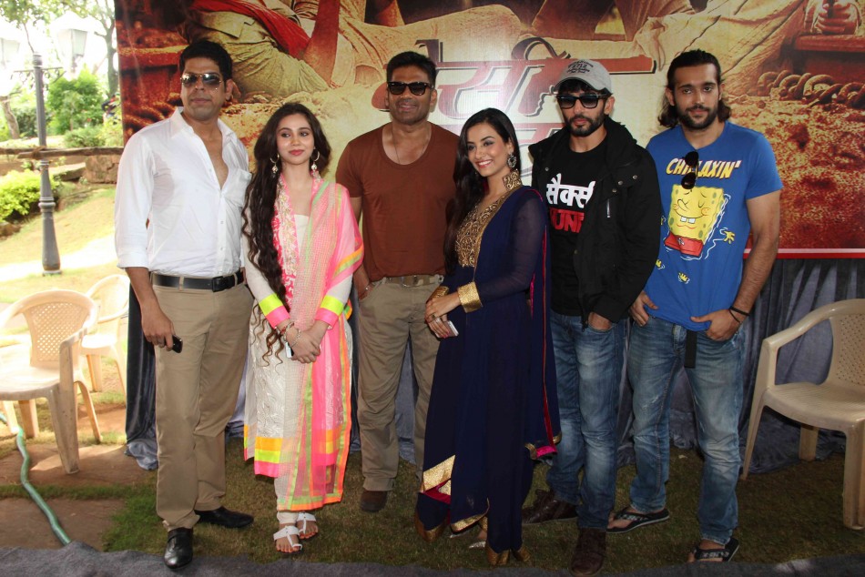 Tia Bajpai ,Sahsa Agha ,Jay Bhanushali, Suniel Shetty,Murli sharma