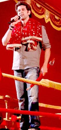 Hrithik Roshan at Dussehra Celebrations in Vile Parle Hrithik Roshan