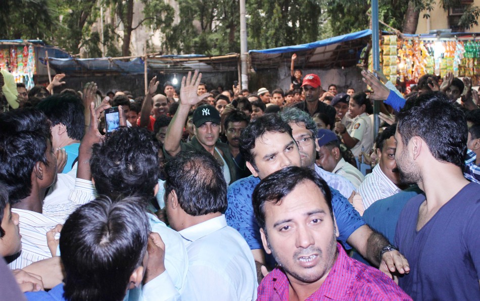 Akshay Kumar at Gaiety Galaxy Akshay Kumar