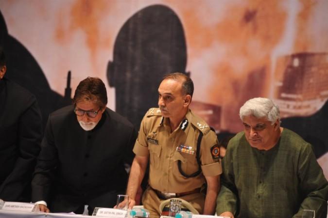Amitabh Bachchan, Javed Akhtar, Jayant Patil at book launch of “Talash Insaan Ki” Amitabh Bachchan, Javed Akhtar, Satyapal Singh