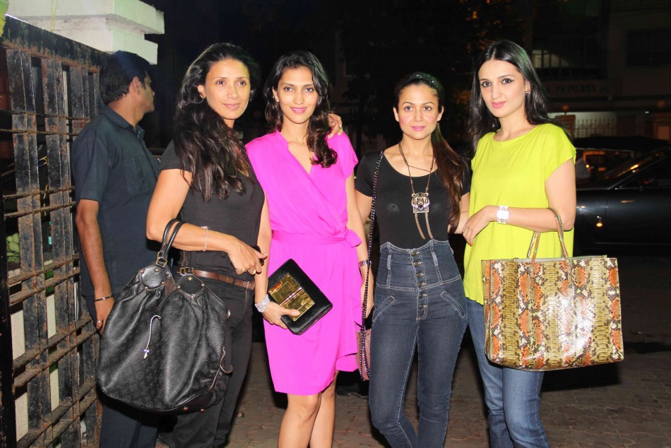 Mehr Jesia,Amrita Arora at Raveena's jewellery Launch Mehr Jesia, Amrita Arora