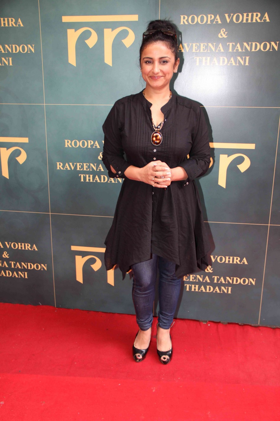 Divya Dutta at Raveena's jewellery Launch Divya Dutta