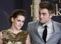robert-pattinson-and-kristen-stewart