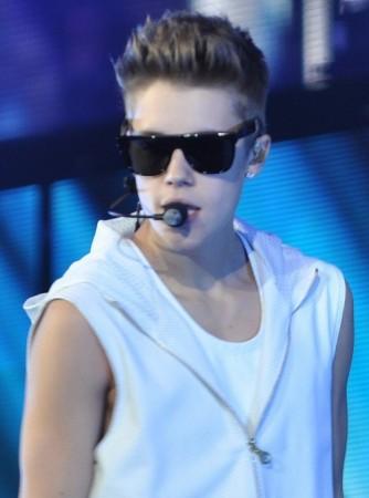 Justin Bieber To Face Charges For Graffiti Incident in Brazil