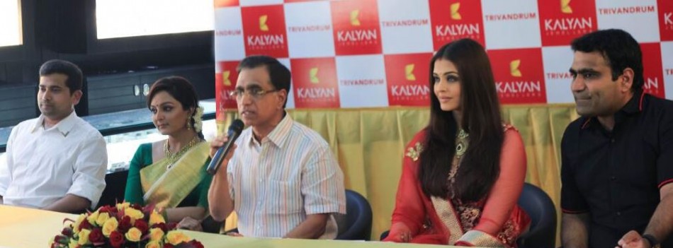 Aishwarya Rai Bachchan and Manju Warrier