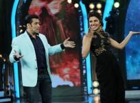 salman-khan-and-priyanka-chopra-in-action-photo-varinder-chawla
