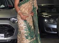 priyanka-chopra-goes-traditional-for-the-party-varinder-chawla