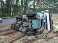 truck-overturns-representational-image