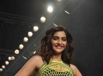 sonam-kapoor