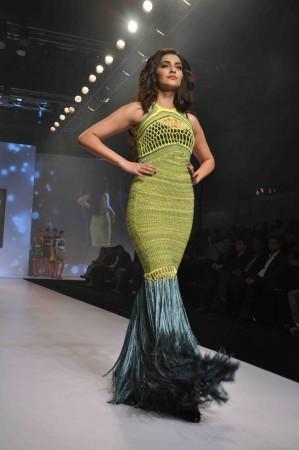 Sonam Kapoor at SIFW 2013 Sonam Kapoor