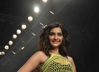 sonam-kapoor
