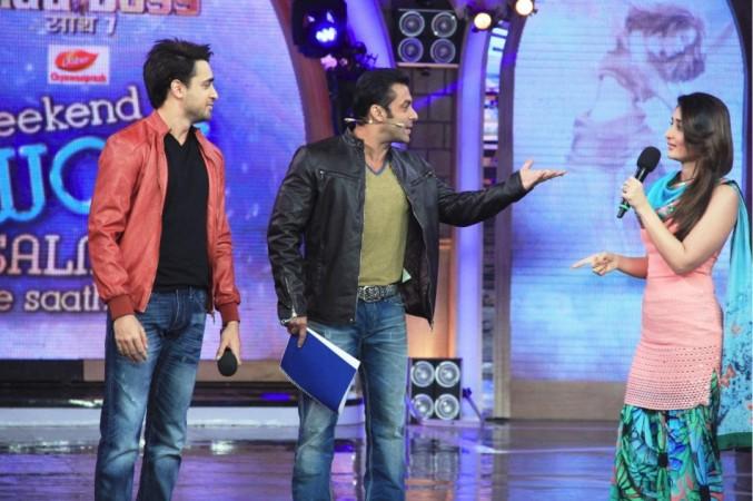 Kareena Kapoor and Imran Khan with Salman Khan on Bigg Boss 7 show Kareena Kapoor, Imran Khan, Salman Khan