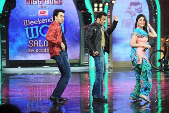 Kareena Kapoor and Imran Khan with Salman Khan on Bigg Boss 7 show Kareena Kapoor, Imran Khan, Salman Khan