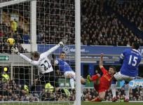 mirallas-everton-gerrard-liverpool