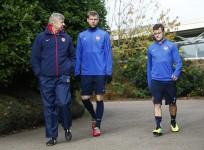 wenger-mertesacker-wilshere-arsenal