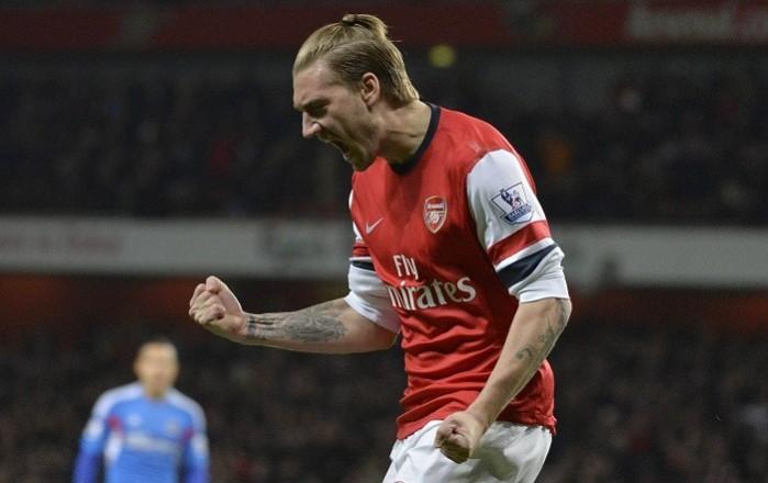 Nicklas Bendtner is over the moon after scoring against Hull in the English Premier League, December 4. Reuters Nicklas Bendtner Arsenal