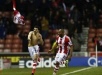 assaidi-stoke-palacios