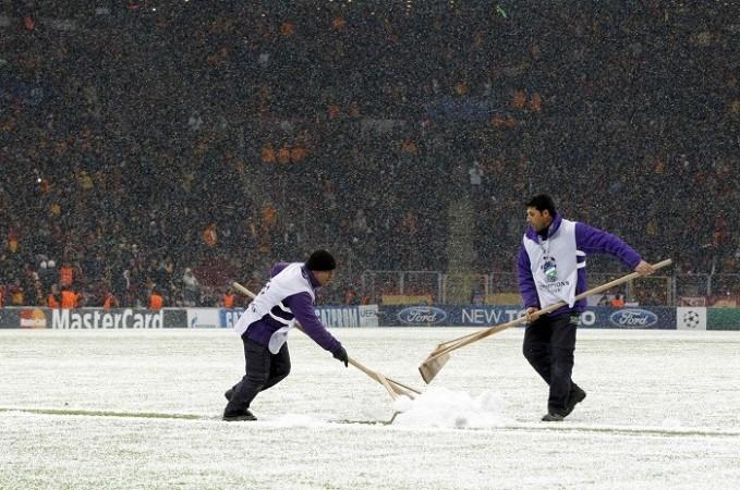 The Champions League game between Galatasaray and Juventus had to be abandoned due to heavy snowfall. Reuters Galatasaray Juventus snow