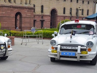 VIP Cars with red beacon