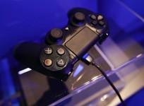sony-dualshock-4-controller-at-an-exhibition-during-gamescom-2013