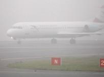 dense-fog-delays-flights-in-delhi