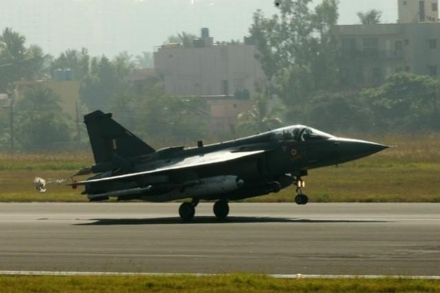 LCA Tejas makes a smooth landing at Bengaluru on Friday, 20 December 2013. LCA Tejas makes a smooth landing at Bengaluru on Friday, 20 December 2013.
