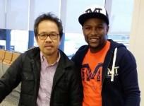 floyd-mayweather-with-quotmanny-roachquot