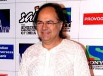 veteran-bollywood-actor-farooq-sheikh-passed-away-in-dubai