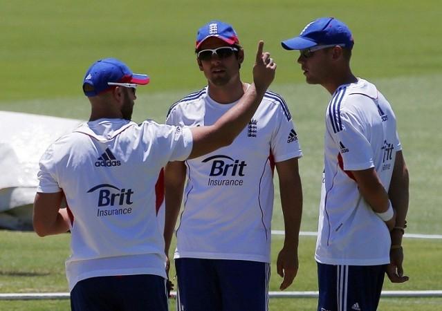 Matt Prior (L) and Stuart Broad (R) were involved in a life-saving incident in Sydney. Reuters Prior Cook Broad England