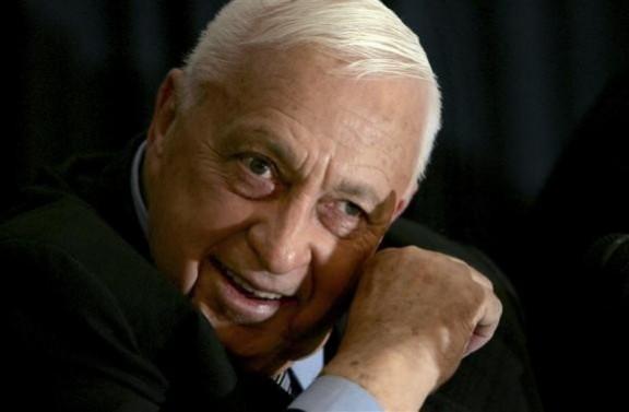 Israeli Prime Minister Ariel Sharon speaks to the media during a news conference in Tel Aviv in this December 1, 2005 file photo/REUTERS Israeli Prime Minister Ariel Sharon speaks to the media during a news conference in Tel Aviv in this December 1, 2005 file photo/REUTERS