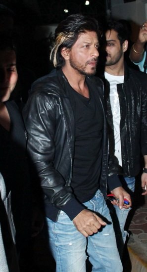 Shahrukh Khan at a bar launch Shahrukh Khan at a bar launch