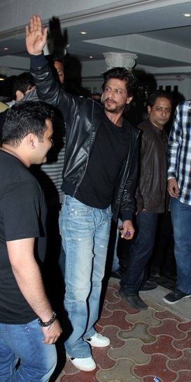Shahrukh Khan at a bar launch Shahrukh Khan at a bar launch