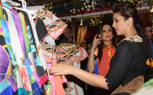 Huma Qureshi and Bulbeer Gandhi at Shagun 2014 Huma Qureshi and Bulbeer Gandhi at Shagun 2014