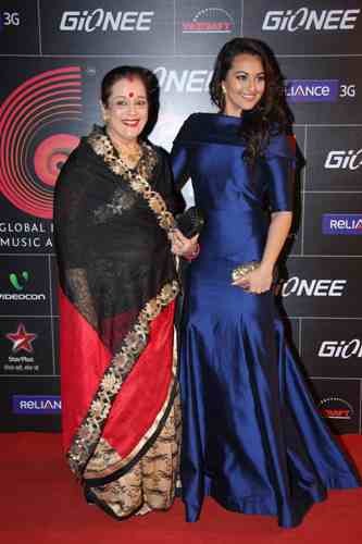 Celebrities during the Red Carpet of GIMA Awards 2014 Celebrities during the Red Carpet of GIMA Awards 2014