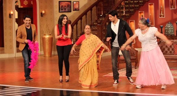 Sidharth Malhotra and Parineeti Chopra on Comedy Nights with Kapil