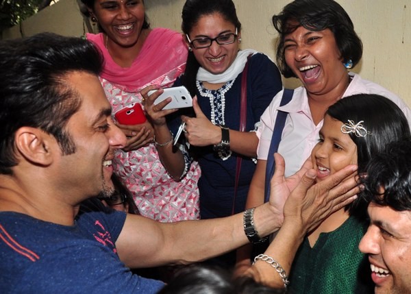 special screening of JAI HO for NGO kids at ketnav special screening of JAI HO for NGO kids at ketnav