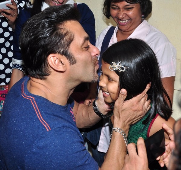 special screening of JAI HO for NGO kids at ketnav special screening of JAI HO for NGO kids at ketnav